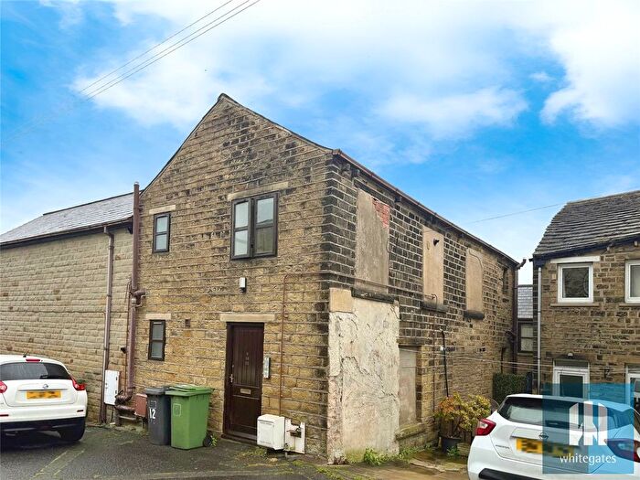 1 Bedroom Flat To Rent In Tunnel Street, Netherton, Huddersfield, West Yorkshire, HD4