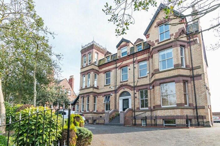 3 Bedroom Duplex To Rent In Aigburth Drive, Liverpool, Merseyside, L17