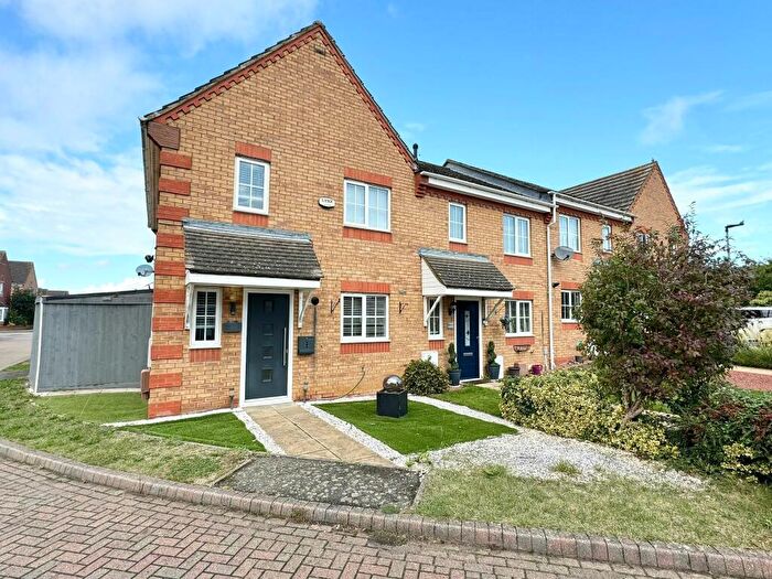 3 Bedroom Semi-Detached House To Rent In Sunderland Place, Shortstown, Bedford, MK42