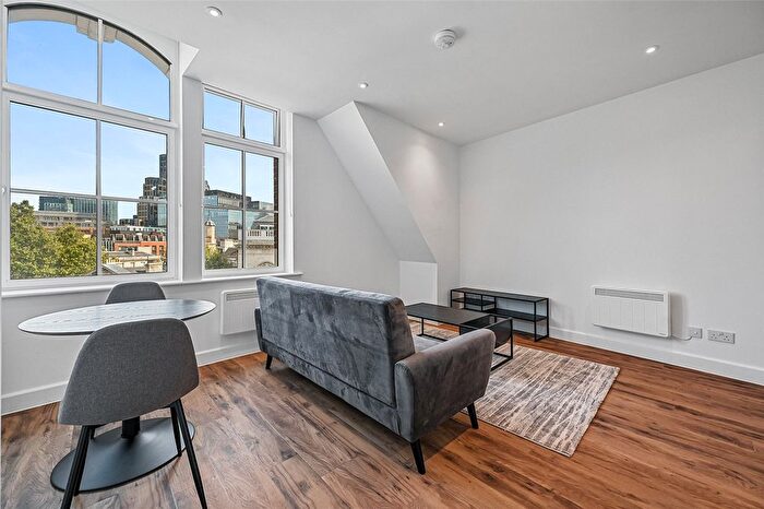 1 Bedroom Flat To Rent In West Smithfield, London, EC1A