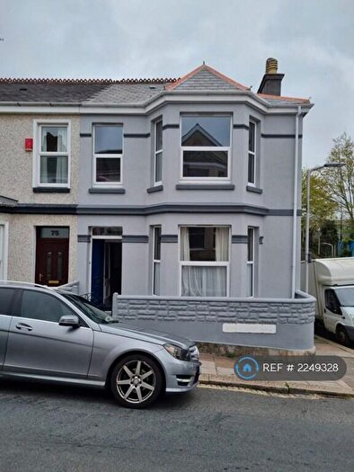4 Bedroom End Of Terrace House To Rent In Desborough Road, Plymouth, PL4