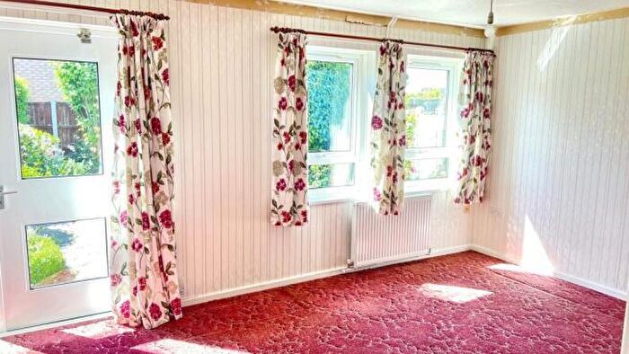 2 Bedroom Semi-Detached House For Sale In Beloe Avenue, Norwich, NR5