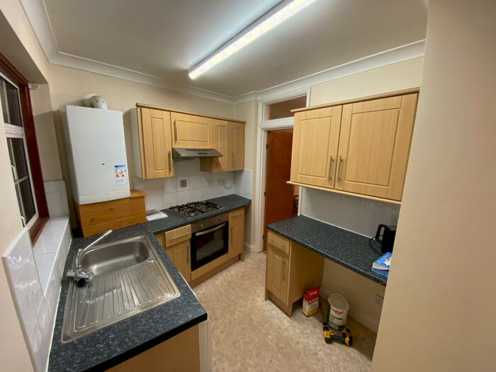 1 Bedroom Flat To Rent In One Bedroom Flat With Garden In, IG11