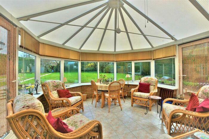 4 Bedroom Detached House For Sale In The Paddock, Sudbrooke, Lincoln, LN2