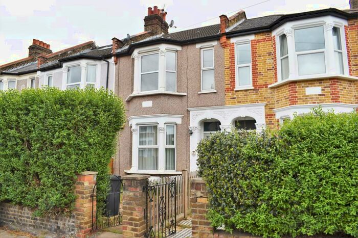 2 Bedroom Flat To Rent In Laleham Road London, SE6