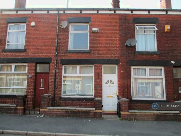 2 Bedroom Terraced House To Rent In Victoria Grove, Bolton, BL1