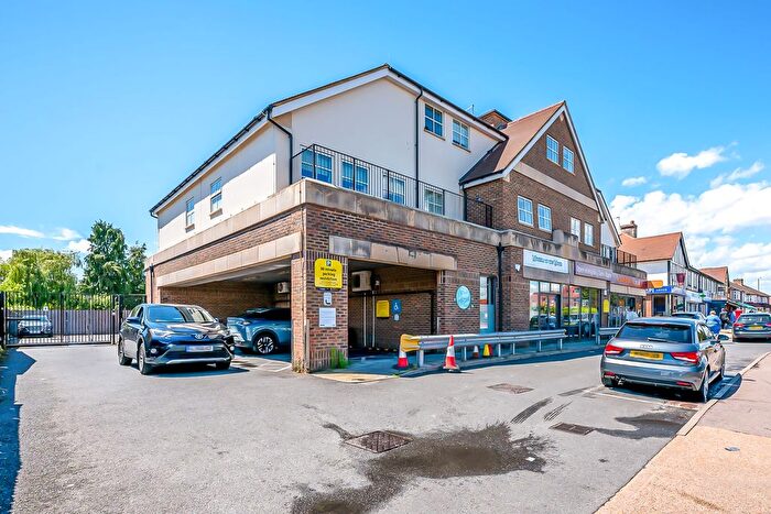 2 Bedroom Flat For Sale In Brampton Road, Bexleyheath, DA7