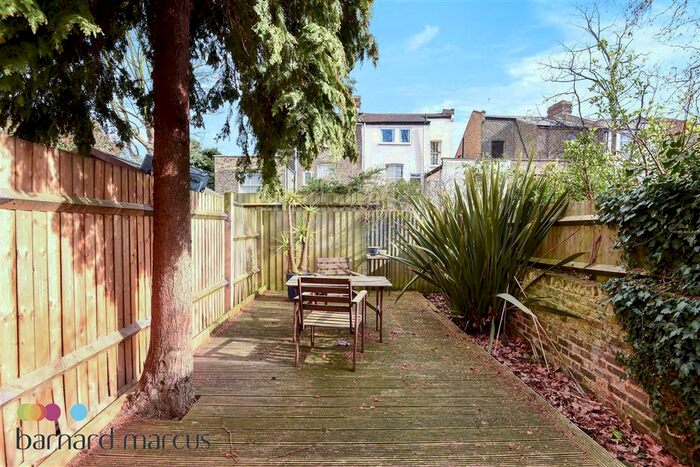 1 Bedroom Flat To Rent In Portland Rise, Finsbury Park, N4