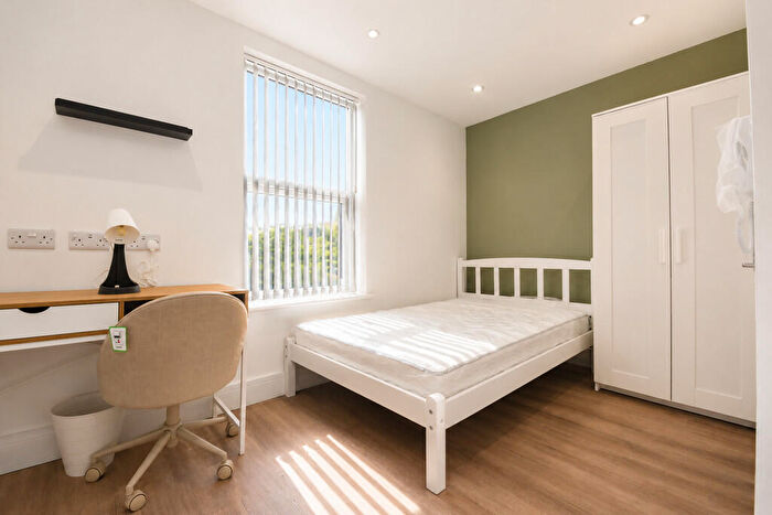 3 Bedroom Terraced House To Rent In David Road, Gosford Green, Coventry, CV1