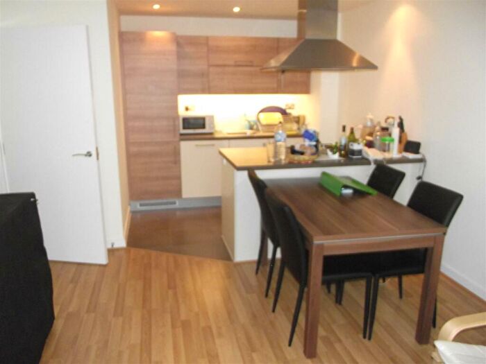 1 Bedroom Flat To Rent In Saunders Apartments, Bow, E3