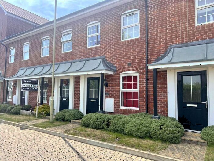 3 Bedroom Terraced House To Rent In Ashton Gardens, Eastleigh, Hampshire, SO50