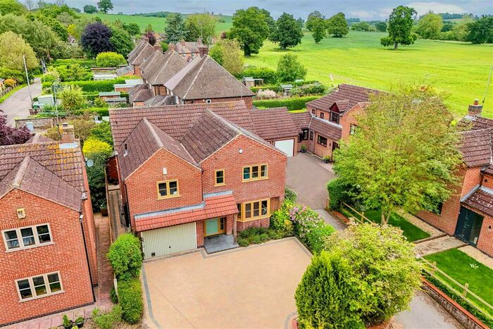 5 Bedroom Detached House For Sale In Orchard Court, Oxton, Southwell, Nottinghamshire, NG25
