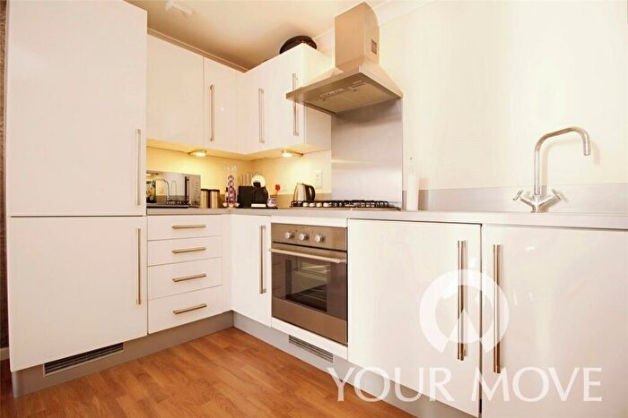 2 Bedroom Flat To Rent In Flat North Lawns Lawn Road, Northfleet, Gravesend, Kent, DA11