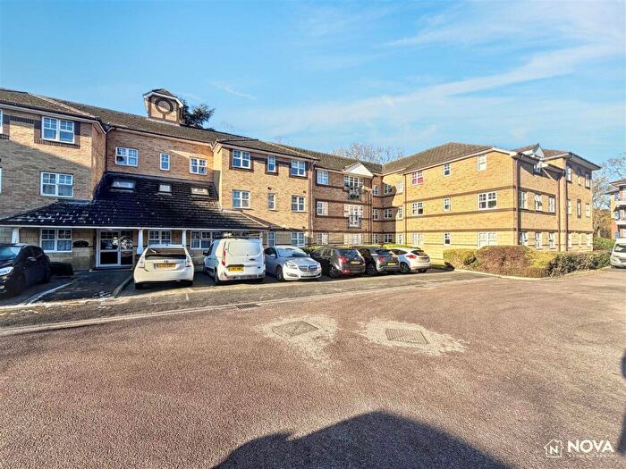 1 Bedroom Flat To Rent In Earls Meade, Luton, LU2
