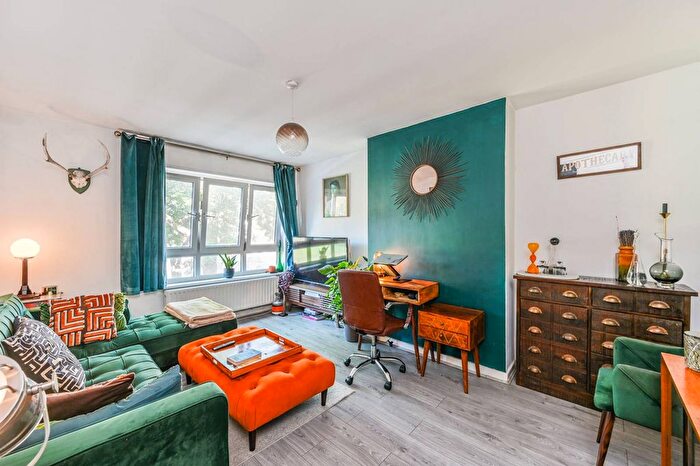 1 Bedroom Flat To Rent In Binfield Road, Stockwell, London, SW4