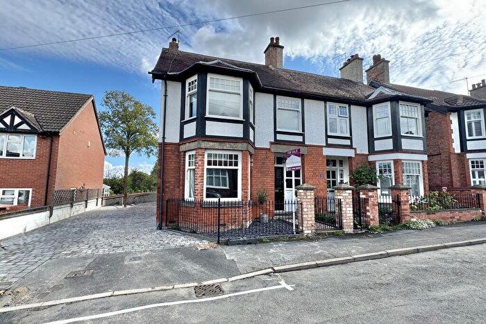 4 Bedroom Semi-Detached House For Sale In Wyndham Avenue, Melton Mowbray, LE13