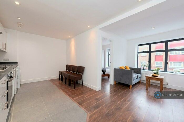 2 Bedroom Flat To Rent In Hoxton Street, London, N1