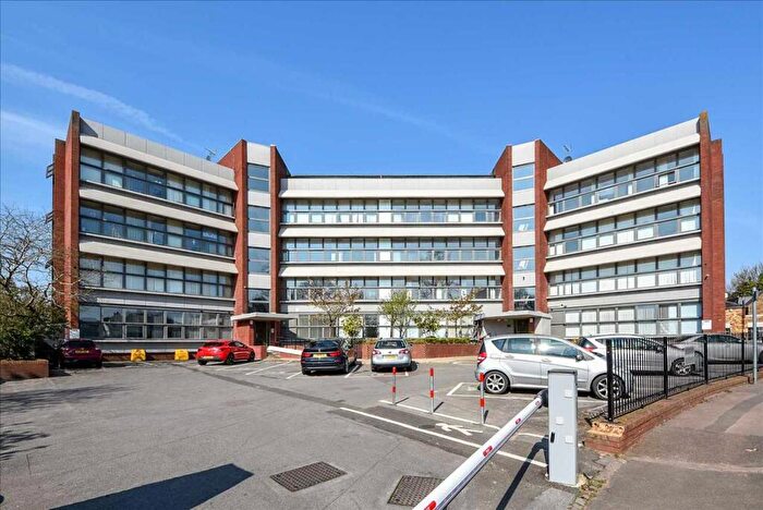 2 Bedroom Apartment For Sale In Avon House, Tithe Barn Road, Wellingborough, NN8