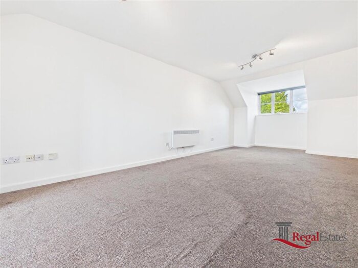 1 Bedroom Flat To Rent In Greenfield Court, Pound Lane, London, NW10