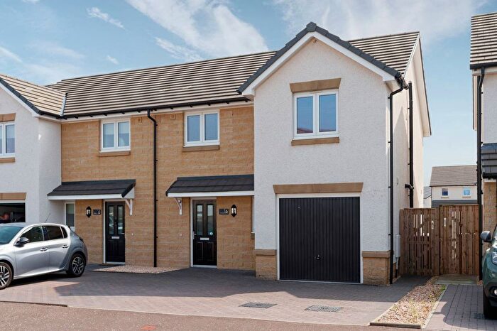 3 Bedroom Semi-Detached House For Sale In Bessie Graham Court, Kilwinning, North Ayrshire, KA13