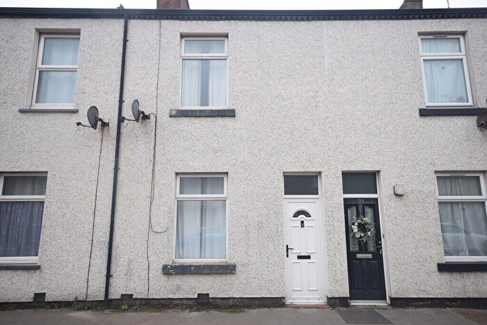 2 Bedroom End Of Terrace House For Sale In Marsh Street, Barrow-in-Furness, LA14