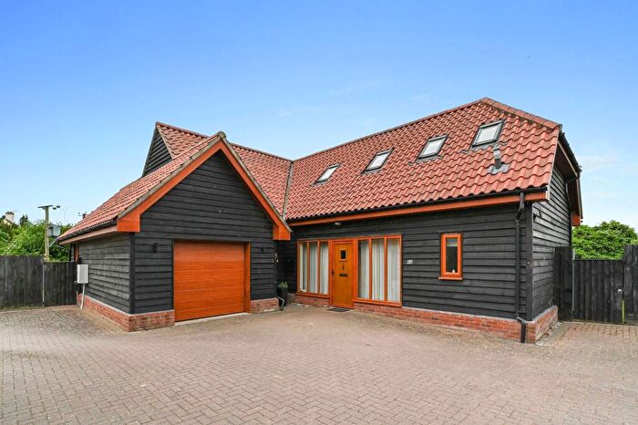 3 Bedroom Detached House For Sale In The Street, Eyke, IP12