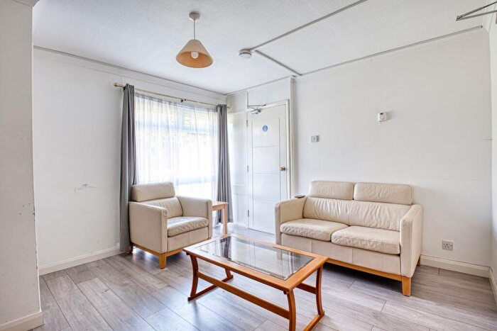 5 Bedroom House To Rent In Somner Close, Canterbury., CT2