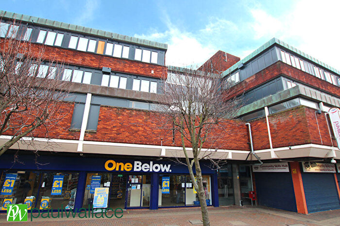 1 Bedroom Flat For Sale In High Street, Waltham Cross, EN8