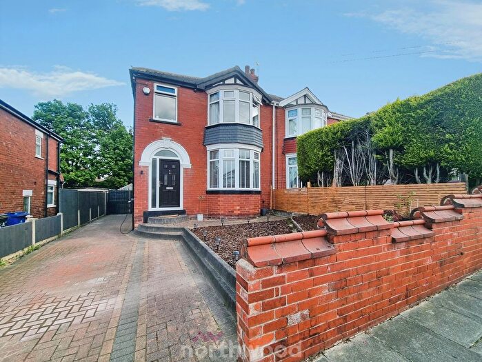 3 Bedroom Semi-Detached House For Sale In Chestnut Avenue, Wheatley Hills, Doncaster, DN2