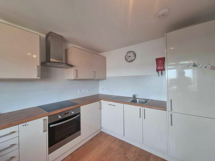1 Bedroom Flat To Rent In High Road, Turnpike Lane, N22