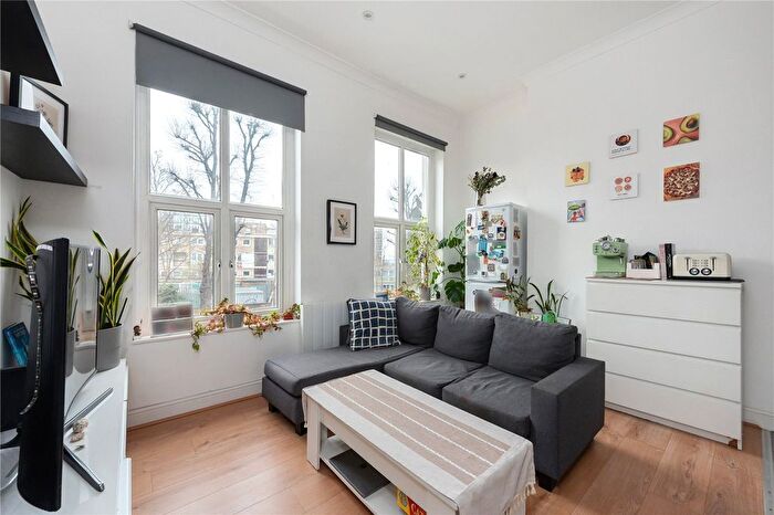 1 Bedroom Flat To Rent In Woodberry Grove, London, N4