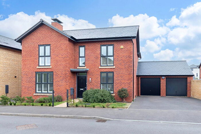 5 Bedroom Detached House For Sale In Broad Acre Road, Cheltenham, GL52