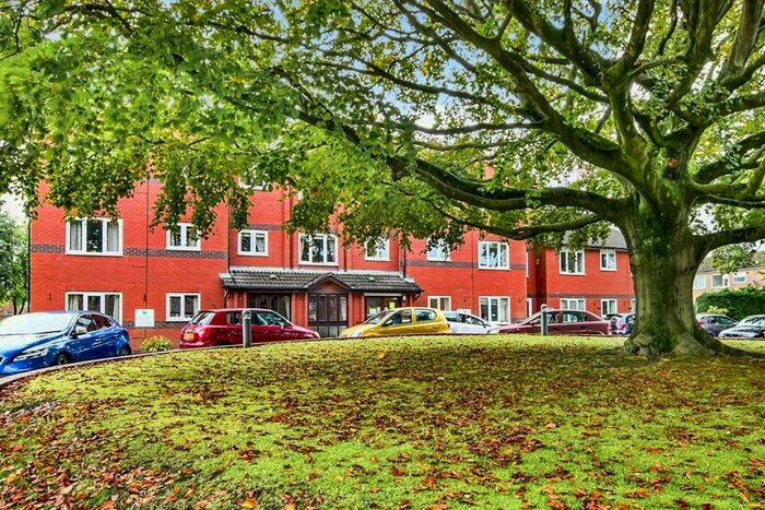 1 Bedroom Apartment To Rent In Alma Road, Sale, Greater Manchester, M33