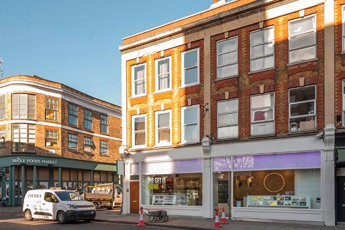 2 Bedroom Apartment To Rent In Stoke Newington Church Street, London, N16