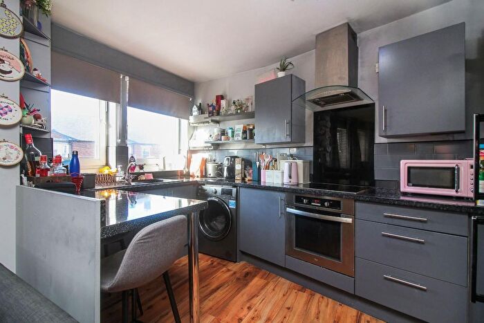 1 Bedroom Flat For Sale In John Street, Cullercoats, North Shields, NE30