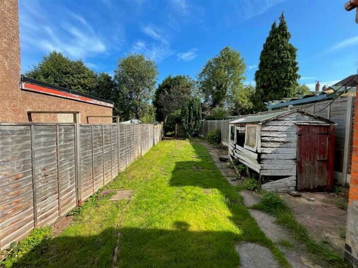 3 Bedroom End Of Terrace House For Sale In Hollow Crescent, Radford, Coventry, CV6