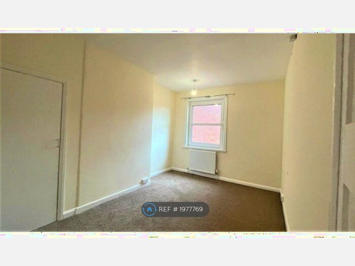 3 Bedroom Terraced House To Rent In Pinhoe Road, Exeter, EX4