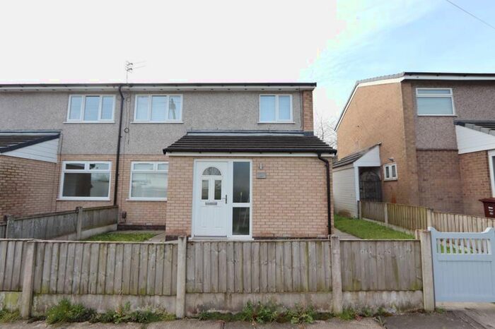 3 Bedroom Semi-Detached House To Rent In Ribble Drive, Whitefield, Manchester, M45