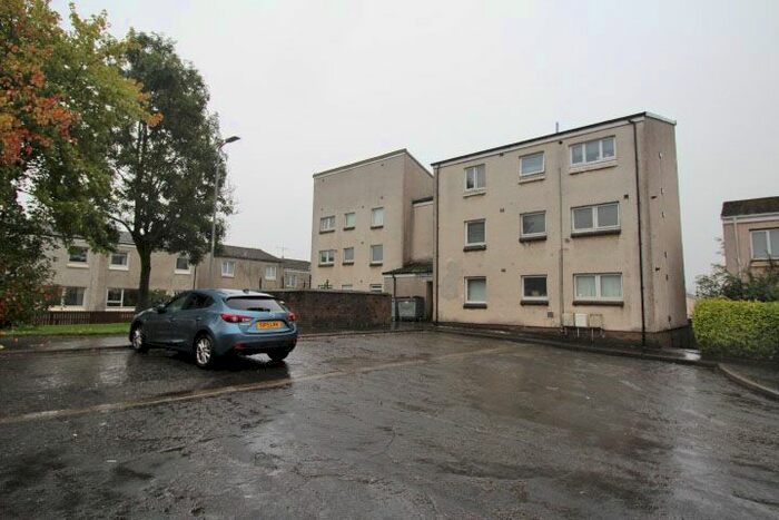 2 Bedroom Flat To Rent In 18 Tanera Court, Falkirk FK1