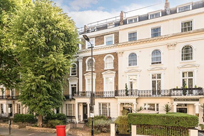 1 Bedroom Flat To Rent In Inverness Terrace, Notting Hill, W2