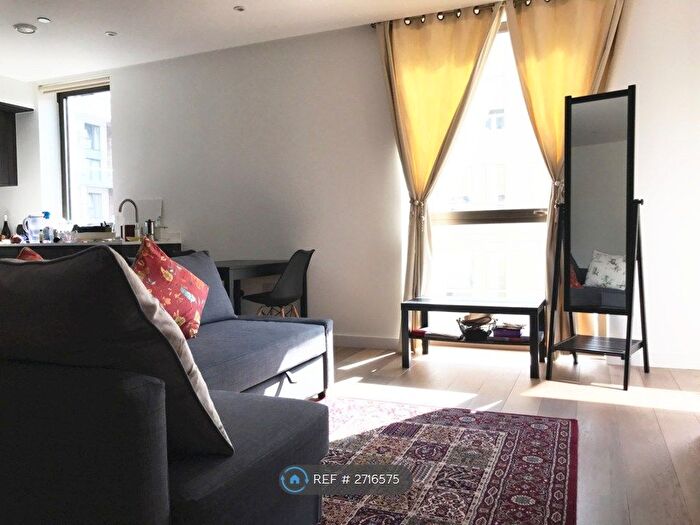 1 Bedroom Flat To Rent In Reminder Lane, London, SE10