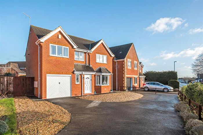 4 Bedroom Detached House For Sale In Turpin Way, Chippenham, SN14