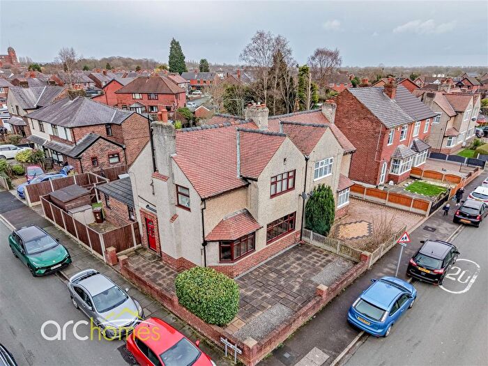 4 Bedroom Semi Detached House For Sale In Manor Grove, Leigh, WN7