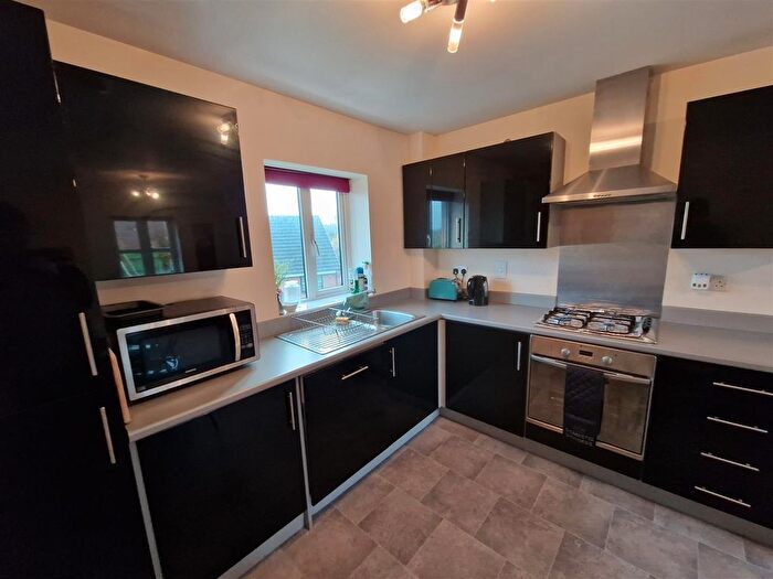 2 Bedroom Flat To Rent In Lamphouse Way, Wolstanton, Newcastle-Under-Lyme, ST5