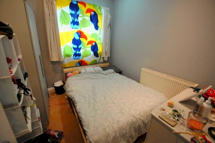 2 Bedroom Flat To Rent In Bed Ground Floor Flat In Meyrick Park - Rushton, BH3