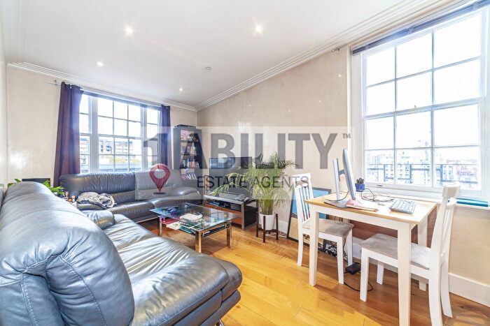 2 Bedroom Flat For Sale In Edgware Road, London, W2