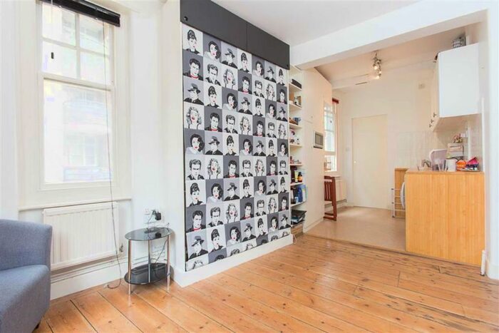 Studio To Rent In Newton Street, London, WC2B