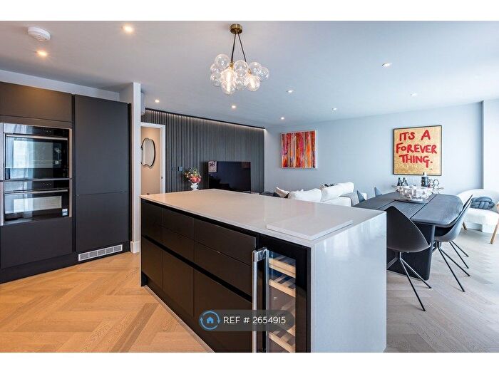 2 Bedroom Flat To Rent In Clapham Old Town, London, SW4