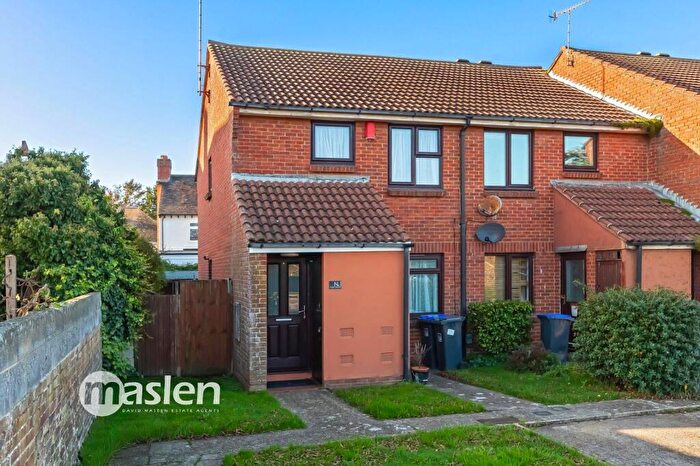 1 Bedroom Flat To Rent In Grinstead Lane, Lancing, BN15