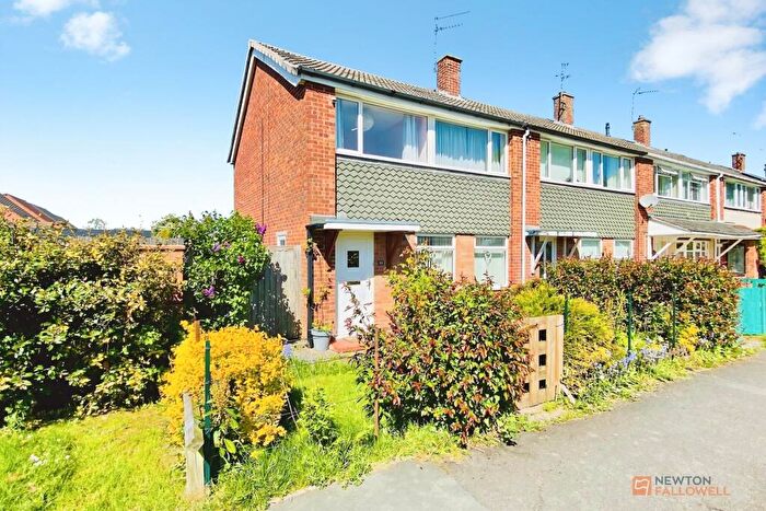3 Bedroom End Of Terrace House For Sale In Shanklin Gardens, Leicester Forest East, LE3